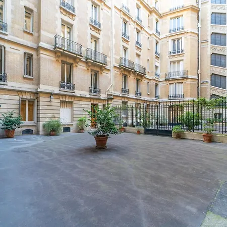 Le Courcelles - Proche Arc De Triomphe Appartamento *